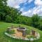 --Mountain Chalet Getaway with Breathtaking View Next to Tail of Dragon-- - روبينسفيل