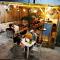 Vlora Backpackers Hostel & Bar LUNGOMARE