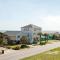 Dont Worry Beach Happy by Oak Island Accommodations - Oak Island