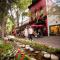 Expansive 2 Bedroom Downtown Aspen Condo, Walk To Gondola For Skiing, Steps To Dining, Shopping And Entertainment - أسبين