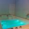 Jacuzzi Terrasse 86 - Terrasse & Climatisation - 4 personnes - BnB Epernay - Эперне