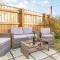 Lovely Heather House Accommodation 3 kings 1 double sofa