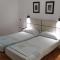 Hostal Miami