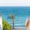 Greek Island Style 2 bedroom Villa with Pool next to the Sea