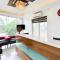 Itsy Hotels Platinum Inn