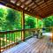 Cozy Cabin Retreat - Hot Tub, Fireplace & Fire Pit - Blue Ridge