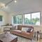 Airy and Bright Hideaway Near Smugglers Notch!