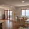Casa Farmak - 4 Bedroom Lux Apartment with Infinity Pool & Lake View