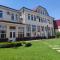 GUEST HOUSE "Rohat Lux"