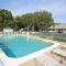 Skaket Beach Motel