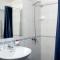 Hotel Akord - Free Parking & Metro Access