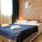 Hotel Akord - Free Parking & Metro Access