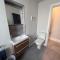 Sparkling Space - Twin or King Beds - بانغور