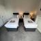 Sparkling Space - Twin or King Beds - بانغور
