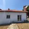 White Clam Vintage House with sea view & garden - Makrýgialos