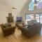 Quail Run Cabin 4,000 Sq.Ft Largest & Most Beautiful House On The Mountain