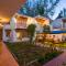 Rainbow Hostelier