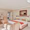 Lavender Manor Guest Lodge
