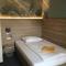 Hotel Trim