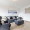 Belvedere Apartment Walking Distance from Train Station