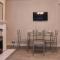 Home Away From Home - 2 Bed FREE Parking & Wifi