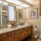 Newly updated 2 Bedroom plus Loft, 3 Full Bathrooms, Sleeps up to 8 people Steps to Free Shuttle