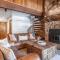 Newly updated 2 Bedroom plus Loft, 3 Full Bathrooms, Sleeps up to 8 people Steps to Free Shuttle