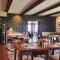 Spicers Peak Lodge