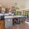 Sunrise Pines- Executive Suites & Private Baths