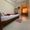 Yals Town Inn
