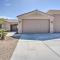 2 Mi to Beach Lake Havasu Gem with Pool and Spa!