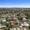 Studio Apartment in East Toowoomba