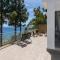 Villas apartment on the beach, swimming pool A/C