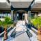Blue Wave Luxury Suites