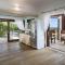 Iconic Luxury Suites