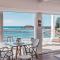 BAY PROPERTIES . Beach House Studio