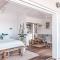 BAY PROPERTIES . Beach House Studio