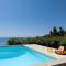 Luxury villa by the beach