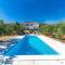 Amazing Home In Kastel Stafilic