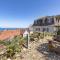 5 Bed - Foxes Walk