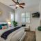 Clubhouse - Modern Villa w Pool, Fire Pit & Putting Green
