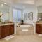 Clubhouse - Modern Villa w Pool, Fire Pit & Putting Green