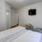 Guesthouse Check In