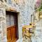 Vecchia Casa sterna