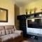 Modern downtown Sheikh Zayed Condo - Sheikh Zayed