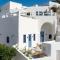 Acave Santorini Suites - Vóthon
