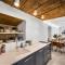 NEW Design & High Standard Apt from 16th Century in Old Town-FREE Parking - 布拉迪斯拉发