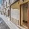 NEW Design & High Standard Apt from 16th Century in Old Town-FREE Parking - 布拉迪斯拉发
