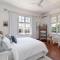 A Whale's Tale Beach House - Amanzimtoti