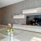 Luxury Apartment with Balcony, Central Area